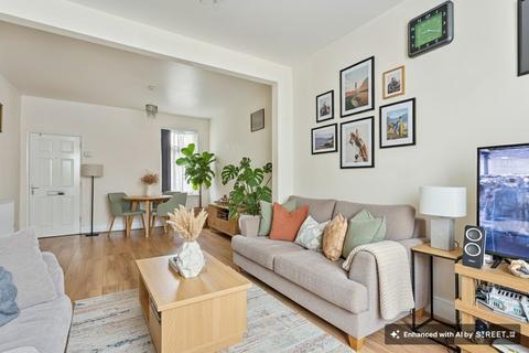 5 bedroom terraced house for sale, Abbotts Road, Southall, UB1