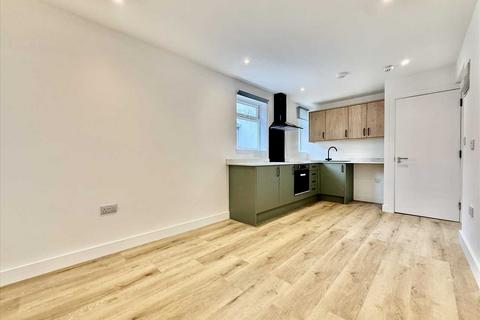 1 bedroom apartment to rent, Devonport Road, Plymouth