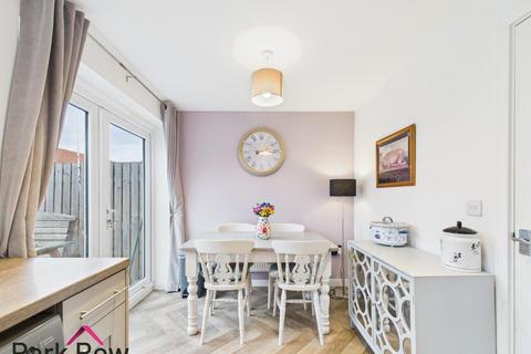 2 bedroom end of terrace house for sale, Orchard Drive, Sherburn In Elmet, Leeds