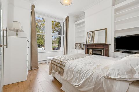 undefined, Chiswick Common Road, London