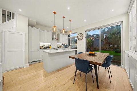 3 bedroom terraced house for sale, Mayhill Road, London SE7