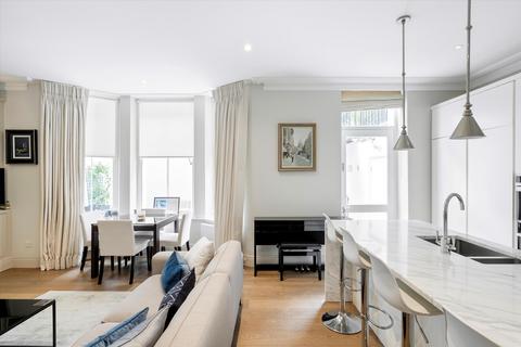 2 bedroom flat for sale, Pont Street, London, SW1X