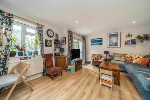 Bolster Grove, London N22