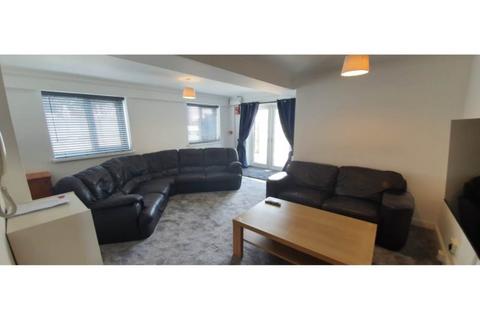 6 bedroom detached house to rent, Catherine Street, Cathays, Cardiff