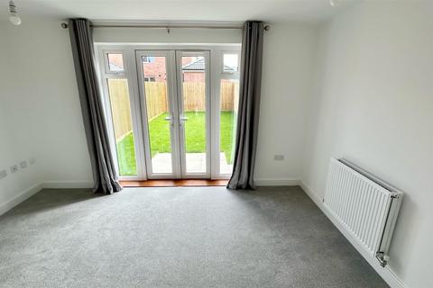 undefined, Hackett Gardens, Bingham