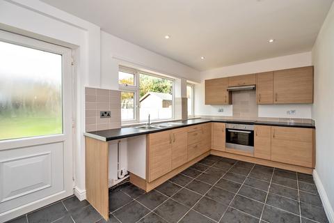 undefined, The Avenue, Wakefield WF1