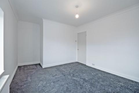 undefined, The Avenue, Wakefield WF1