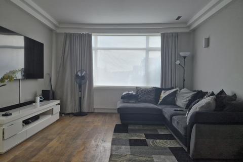 3 bedroom semi-detached house for sale, Highview Avenue, Edgware HA8