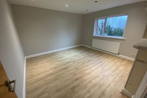 73 Highview Avenue, Edgware, HA8 9TY