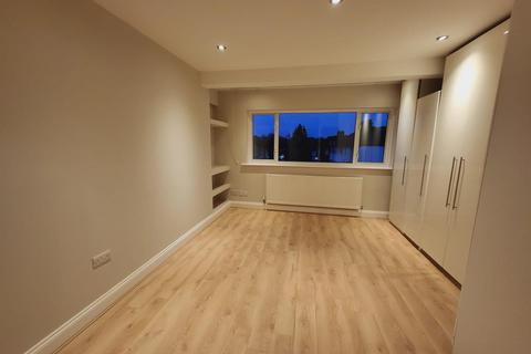 73 Highview Avenue, Edgware, HA8 9TY