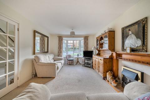 3 bedroom semi-detached house for sale, Cavendish Grove, Winchester, Hampshire, SO23