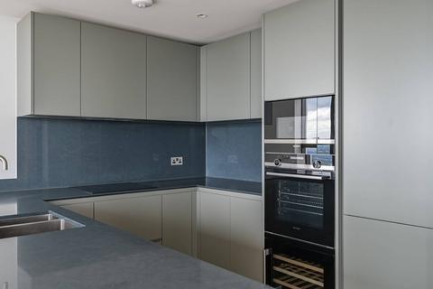 3 bedroom flat for sale, South Quay Plaza, Canary Wharf E14