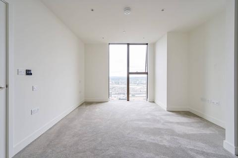 3 bedroom flat for sale, South Quay Plaza, Canary Wharf E14