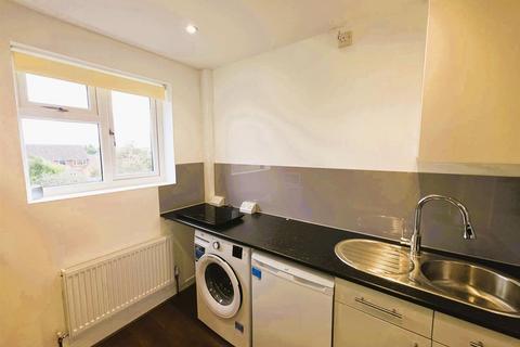 undefined, Great Elms Road, Hemel Hempstead, HP3