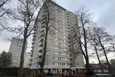 1 bedroom flat for sale, Flat 33 Kendal Tower, Malins Road, Harborne, Birmingham, B17 0JY