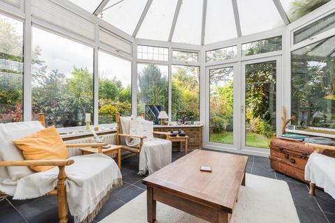 5 bedroom semi-detached house for sale, London W3