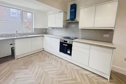 undefined, Silverdale Avenue, Merseyside L13