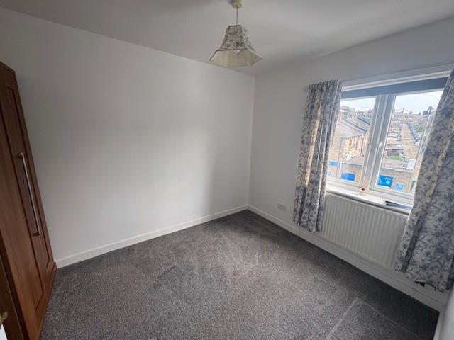 Bedroom1.jpg
