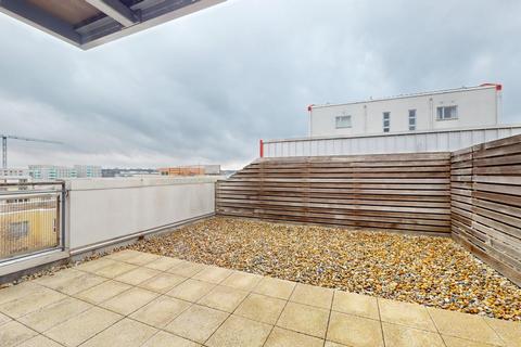 2 bedroom apartment to rent, Holly Court, John Harrison Way, London, SE10