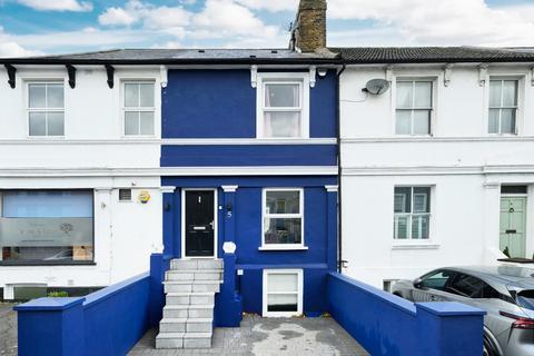 3 bedroom terraced house for sale, Cholmley Terrace, Portsmouth Road, Thames Ditton, Surrey, KT7