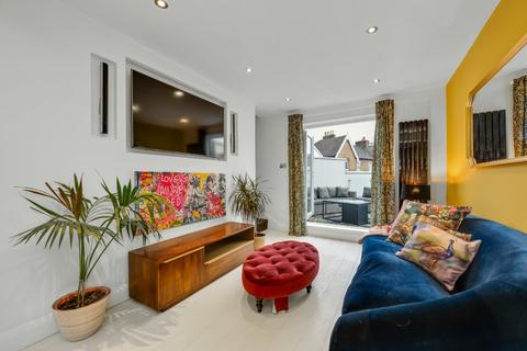 3 bedroom terraced house for sale, Cholmley Terrace, Portsmouth Road, Thames Ditton, Surrey, KT7