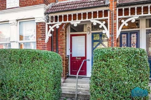 Princes Avenue, London, N22