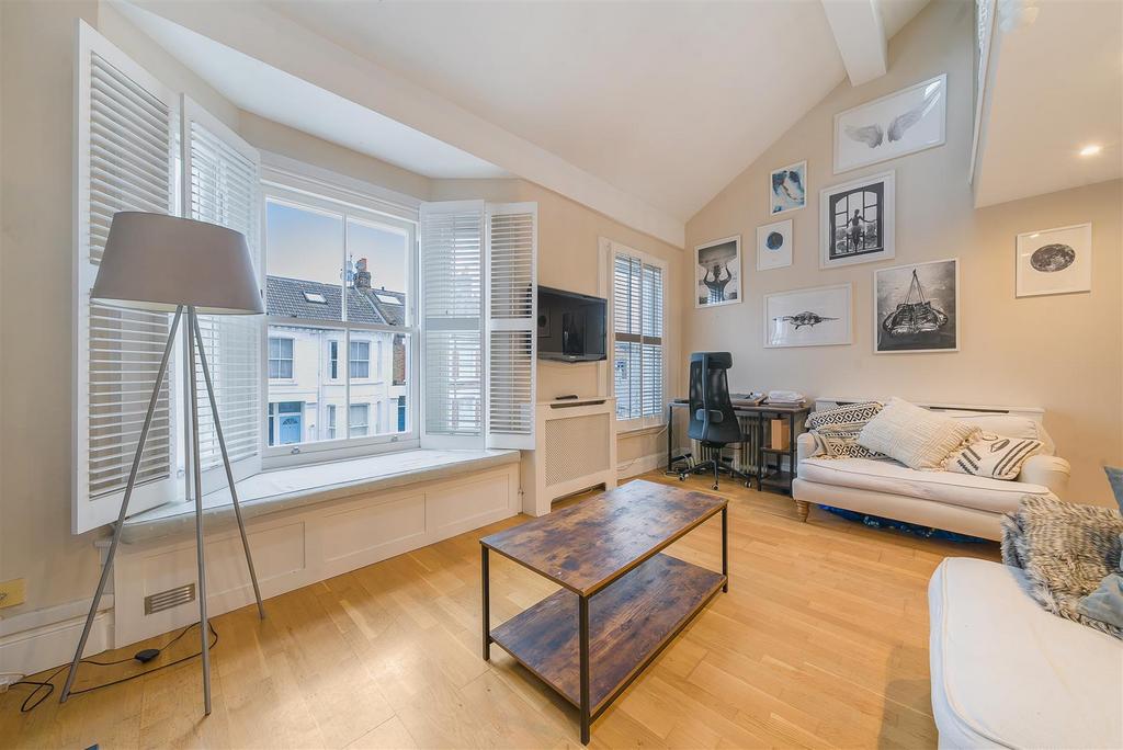 22 A Furness Road Living Room 2.jpg