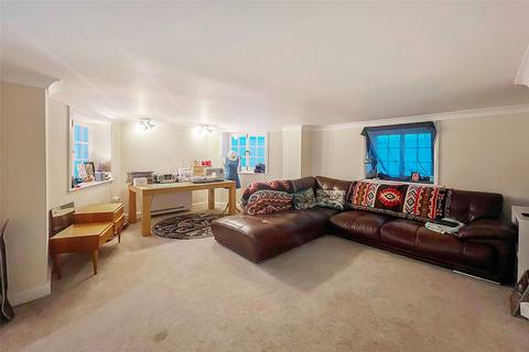 1 bedroom apartment for sale, Norfolk Place, Littlehampton, West Sussex
