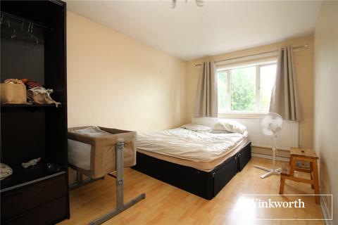 4 bedroom terraced house for sale, Stainer Road, Borehamwood, Hertfordshire, WD6