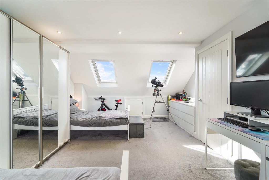 OAKHURST ROAD (12).jpg