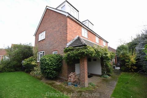 4 bedroom detached house for sale, Alvara Road, Gosport