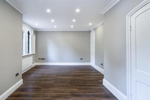 3 bedroom apartment to rent, The Ashwood, Leeds LS6