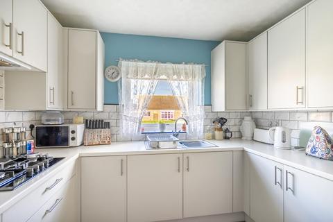 2 bedroom bungalow for sale, St. Helens Rise, Wheldrake, York