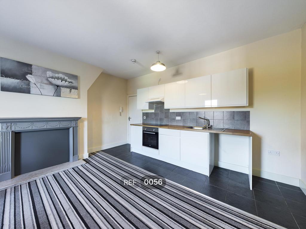 Kitchen &amp; Living area