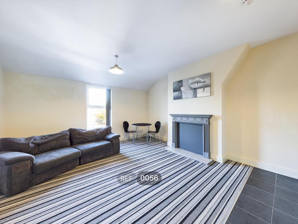 Kitchen &amp; Living area