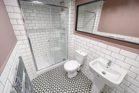 undefined, Halsbury Road, L6 6DG,