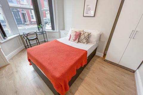 undefined, Halsbury Road, L6 6DG,