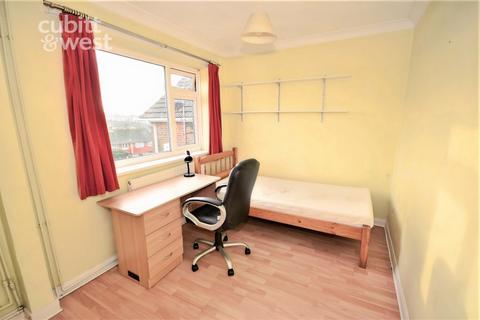 4 bedroom semi-detached house to rent, Wolverstone Drive, Brighton, BN1