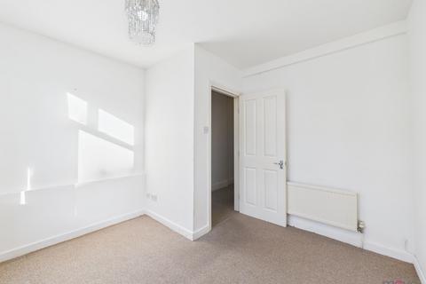 2 bedroom apartment to rent, Clevedon Road, Gloucester GL1