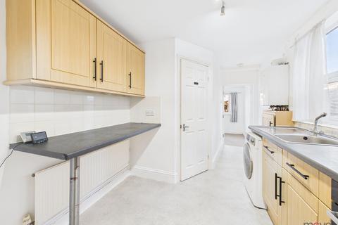 2 bedroom apartment to rent, Clevedon Road, Gloucester GL1