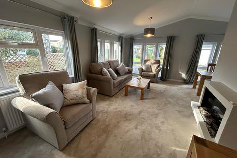 2 bedroom park home for sale, Heathlands Park, Foxhall Road, IPSWICH IP4