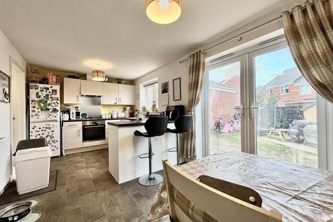 34 Meadow Drive, Great Blakenham, Ipswich, IP6 0NH