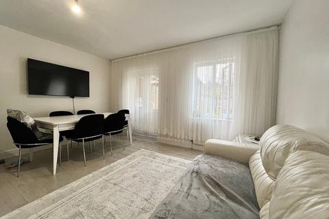 undefined, Starfield Close, Ipswich IP4