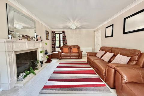 10 Brookhill Way, Rushmere St Andrew, Ipswich, IP4 5UL