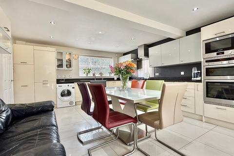 10 Brookhill Way, Rushmere St Andrew, Ipswich, IP4 5UL