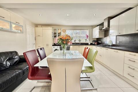 10 Brookhill Way, Rushmere St Andrew, Ipswich, IP4 5UL