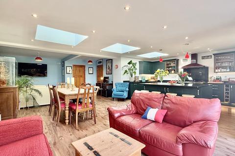 4 bedroom semi-detached house for sale, Heath Road, Ipswich IP4
