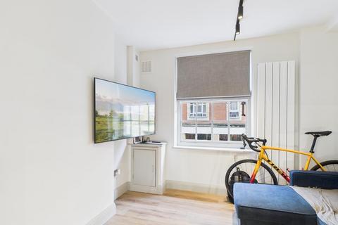 undefined, Pimlico, London