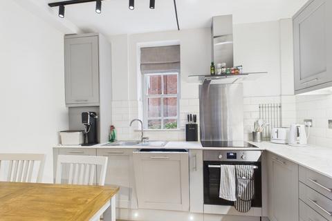 undefined, Pimlico, London