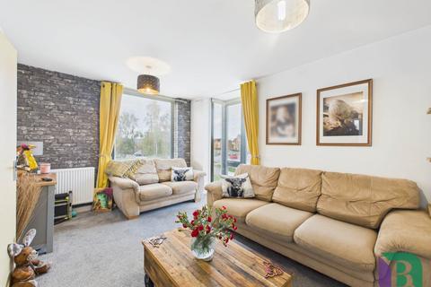3 bedroom end of terrace house for sale, Loughborough Drive, Milton Keynes MK10